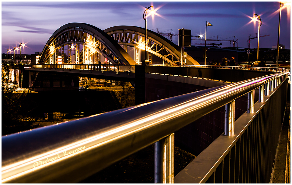 Luminale 2016 Frankfurt / Golden Bridge ?