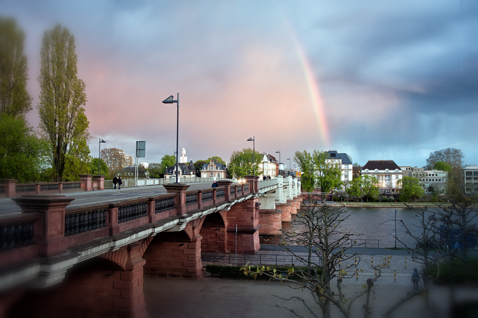 Luminale - sogar der Himmel spielt mit