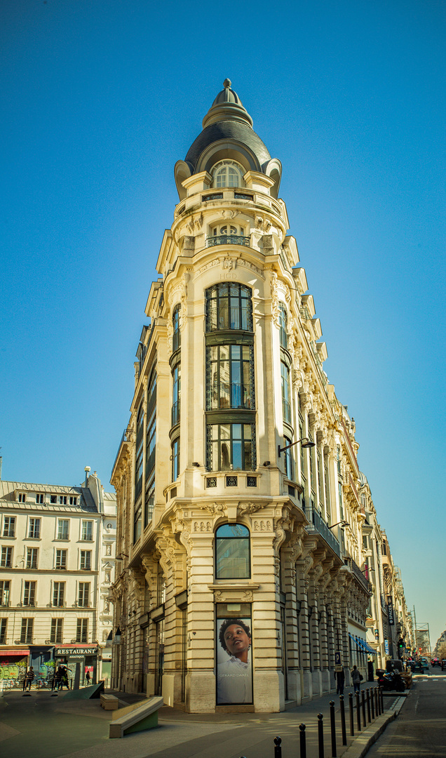 L'un des plus beaux immeubles de Paris Rue Réaumur