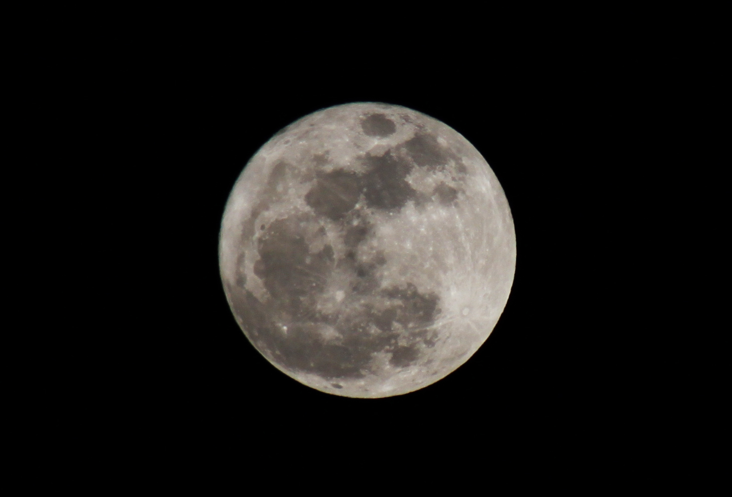 Luna 19-3-2011