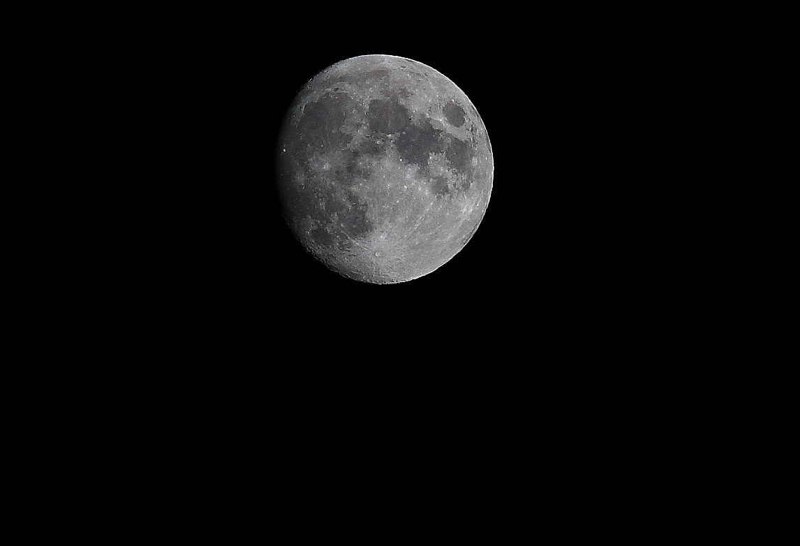 Luna del 23 Luglio 2010