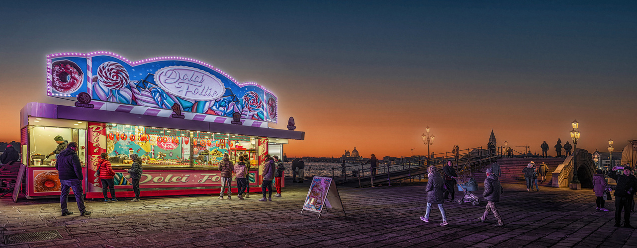 Luna Park a Castello / Venezia: Fritelle calde