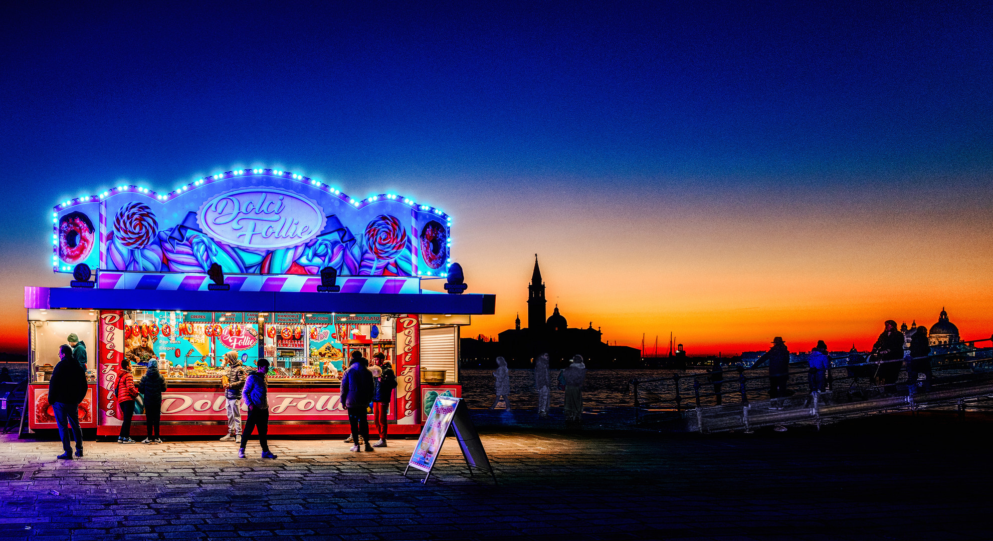 Luna Park: Jahrmarkt am Riva dei sette Martiri in Castello