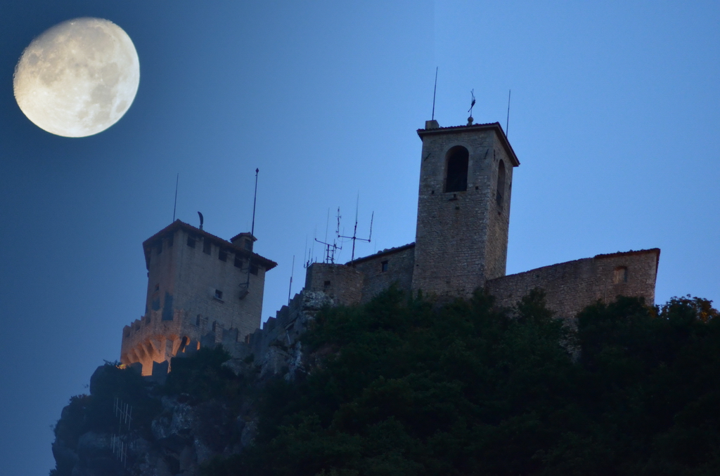 Luna San Marino