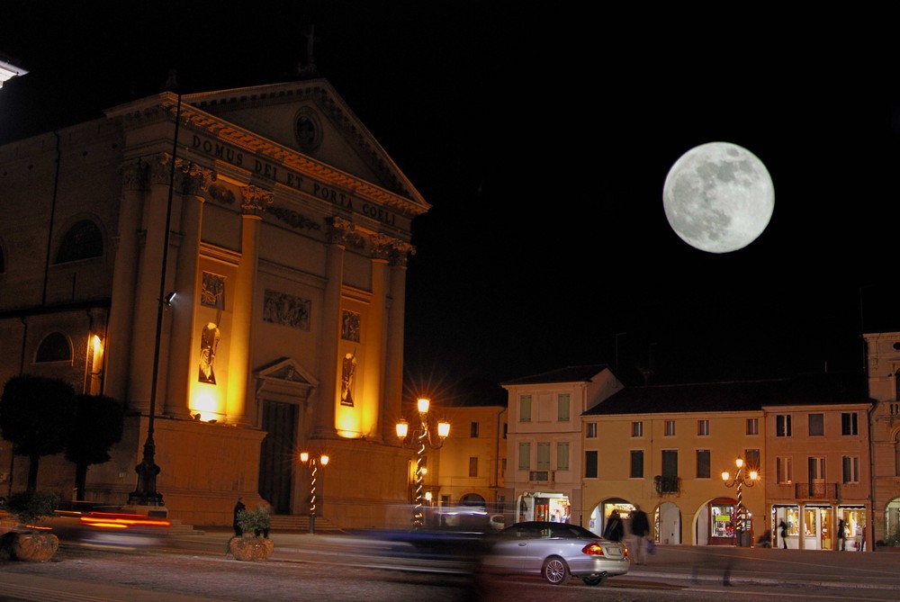 Luna su Cittadella