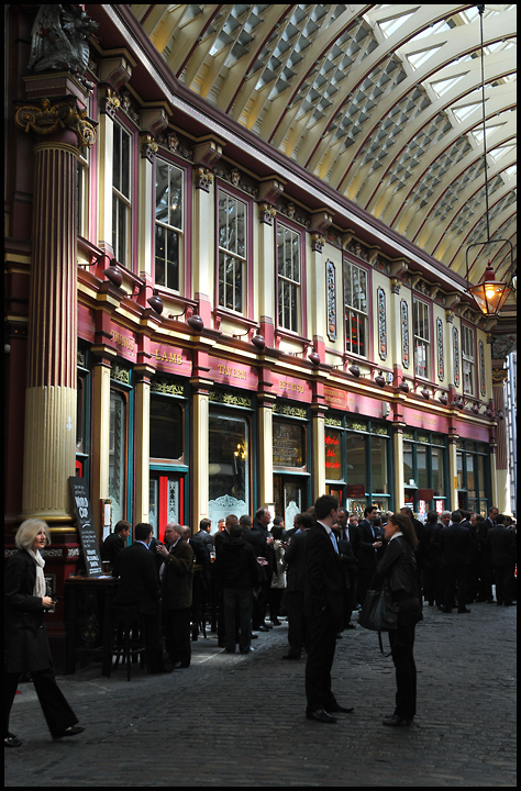 lunch time in Leadenhall market 2