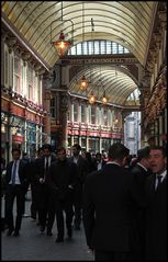 lunch time in Leadenhall market 3