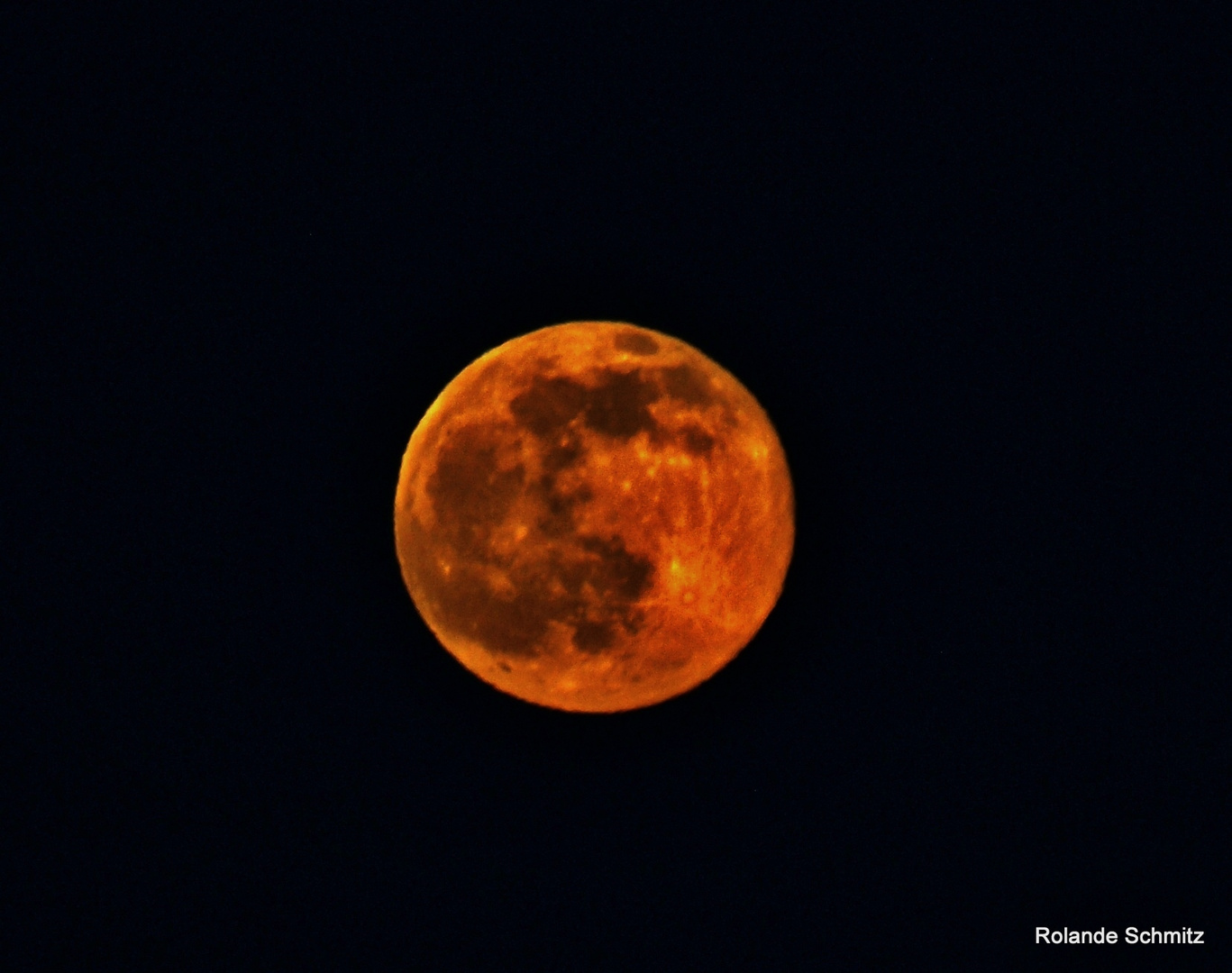 Lune en feu