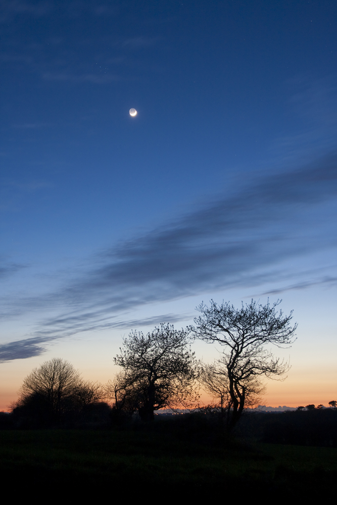 Lune et Pléiades au coucher de Tofic 