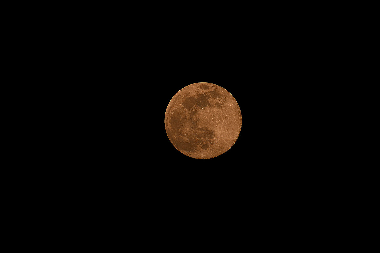 Lune rose du 7 Avril 2020