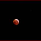 ..Lune rouge...Cette nuit vers 6h du matin...