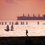 Lungo il mare e sull' acqua