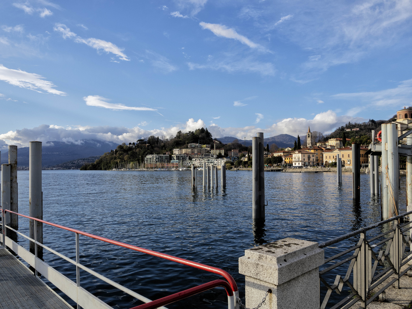 Lungolago di Laveno