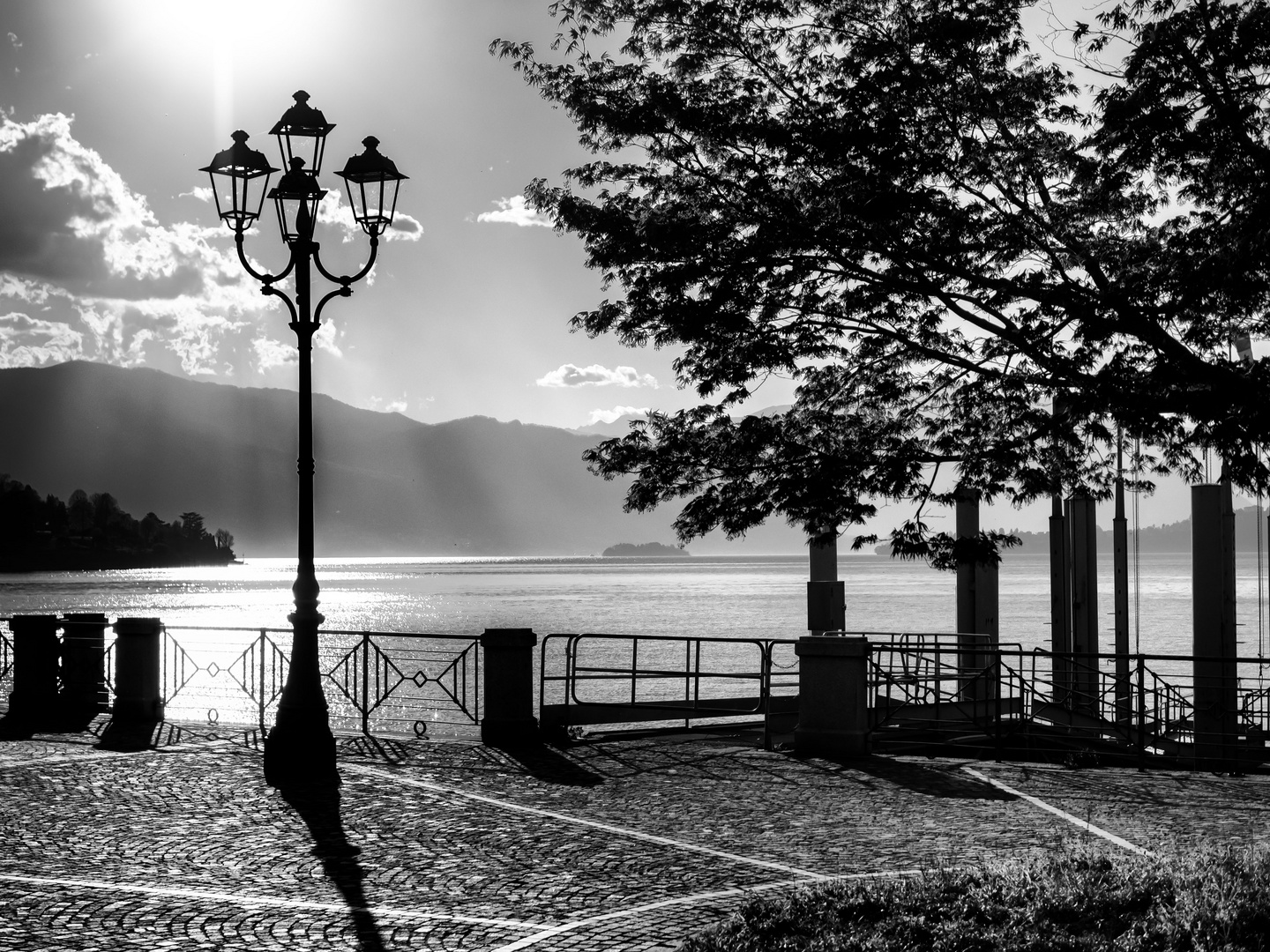 Lungolago di Laveno