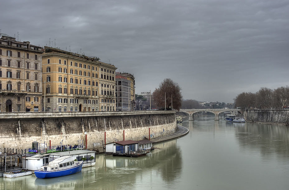 Lungotevere