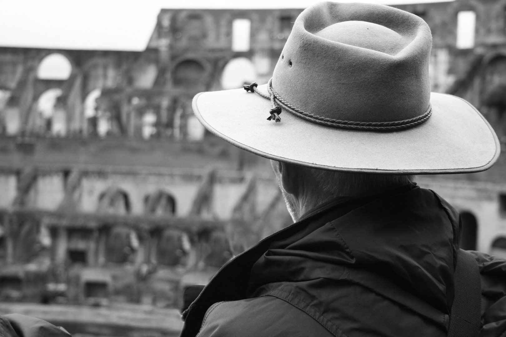 l'uomo col cappello