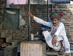 l'uomo dal turbante variopinto