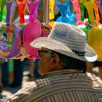 L'uomo dei palloncini (colore)