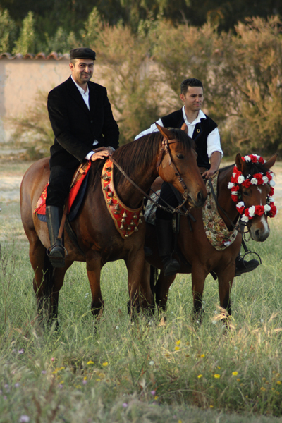 l'uomo e il cavallo..................