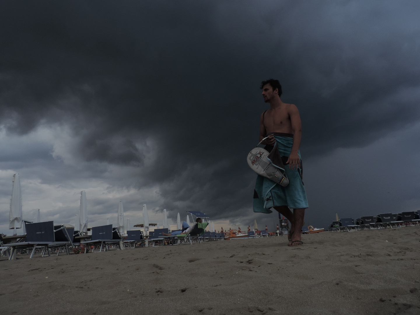 L'uomo e la tempesta