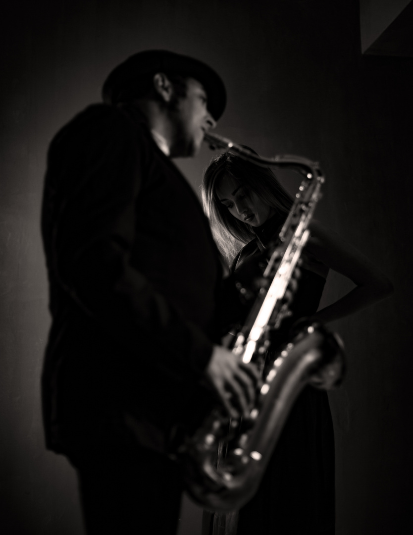 l'uomo, la donna e il sax