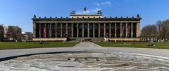 LUSTGARTEN MIT ALTEM MUSEUM HEUTZUTAGE