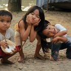 Lustige vietnamesische Kinder