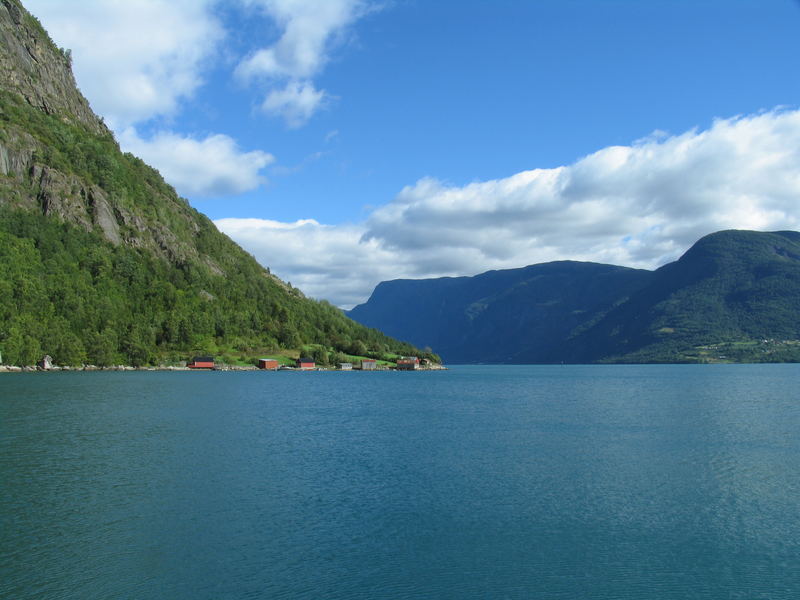 Lustrafjorden