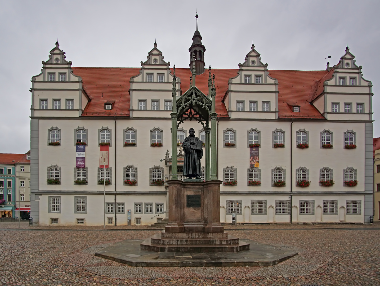 Luther auf dem Marktplatz in Wittenberg