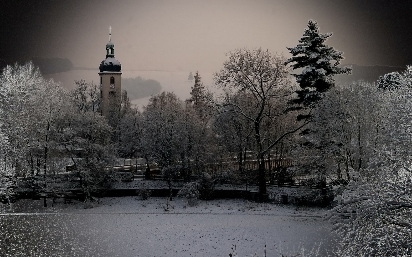 Lutherkirche in Waldenburg /Sa (bearbeitet)