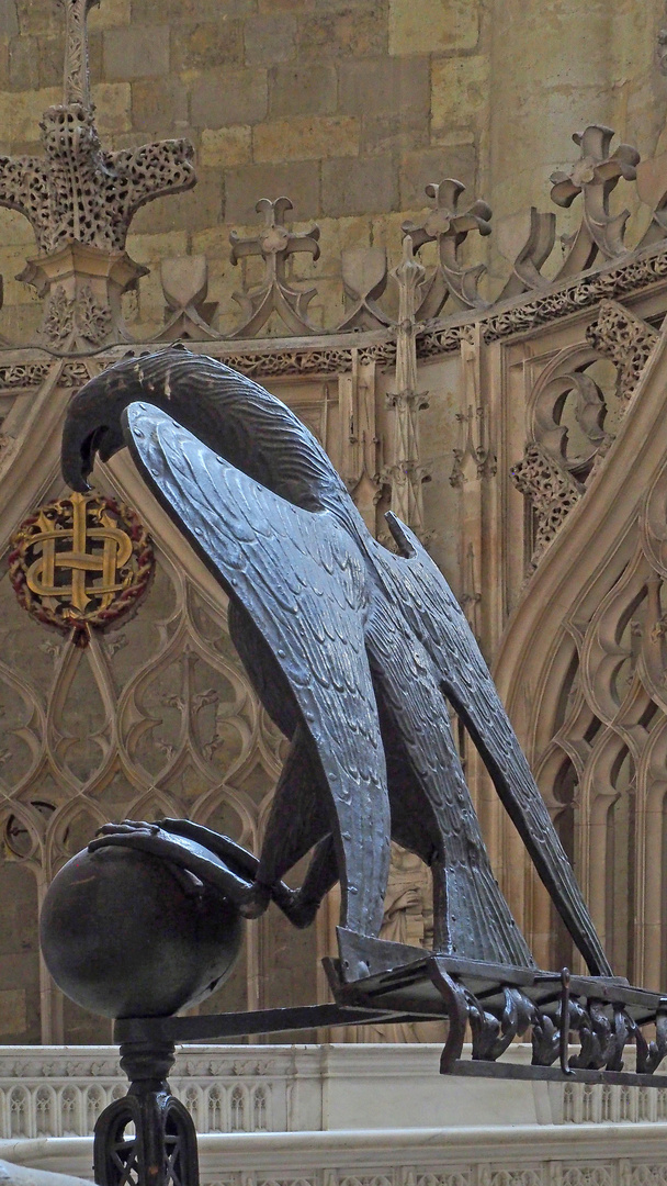 Lutrin de la Cathédrale Saint-Pierre