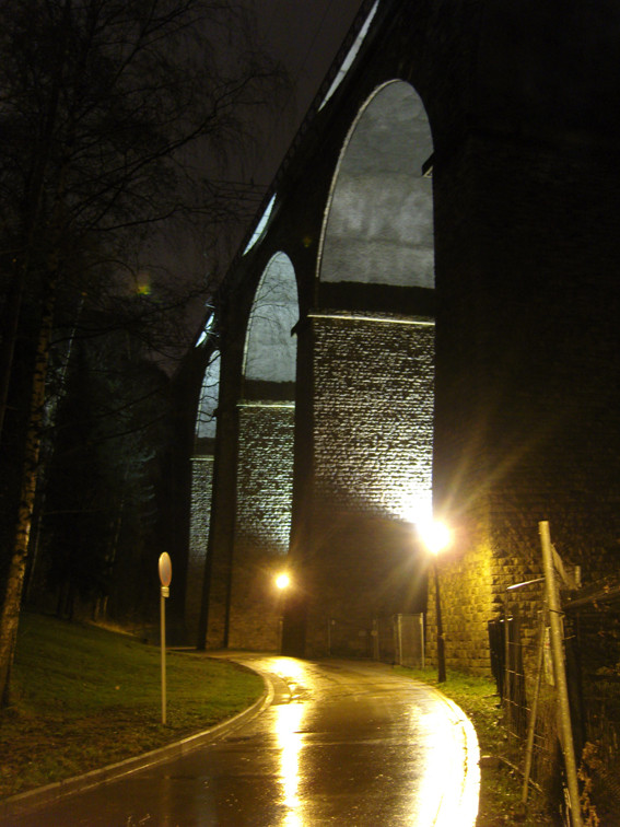 Luxemburg bei Nacht - Brücken