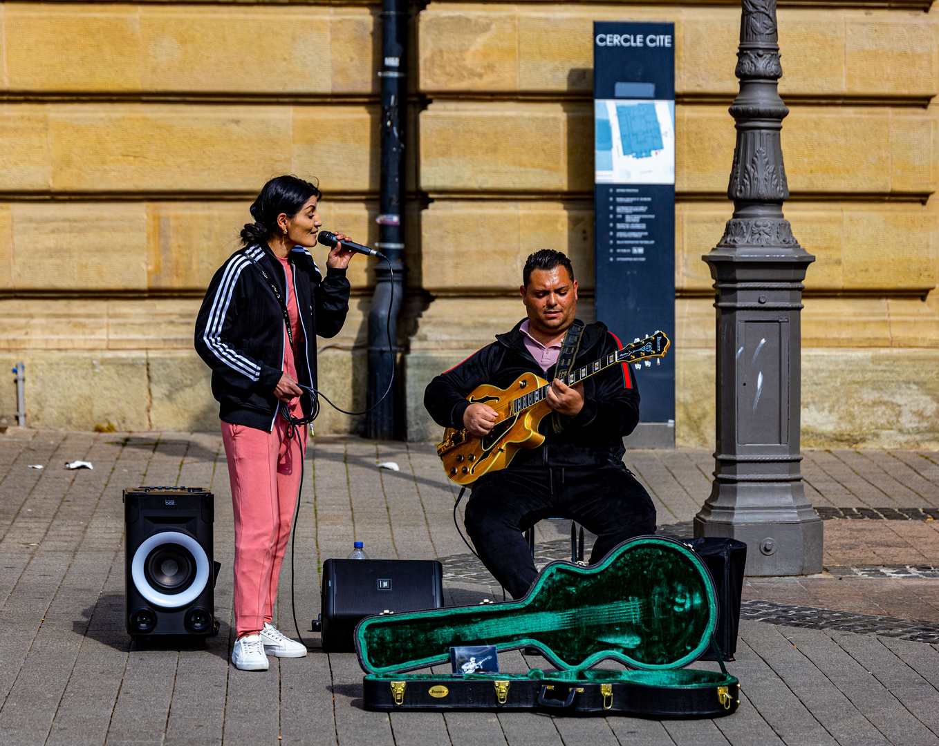 Luxenburger Innenstadt Straßenmusiker