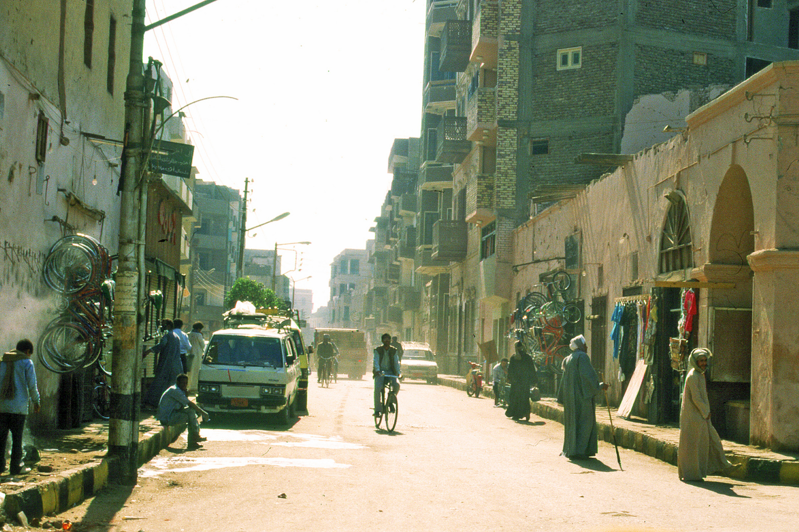 Luxor Hauptstrasse, 1988