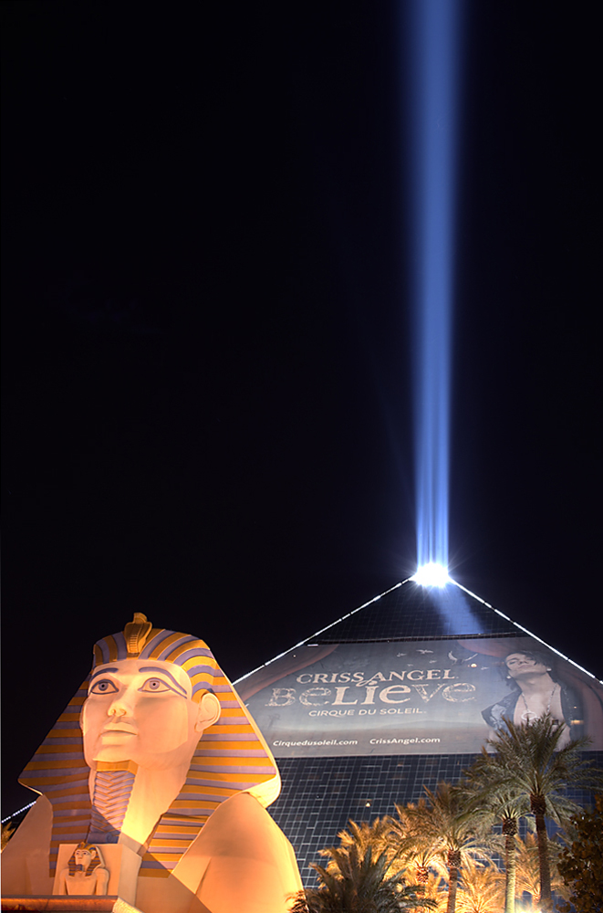 Luxor light ray