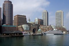 Luxusliner in Boston