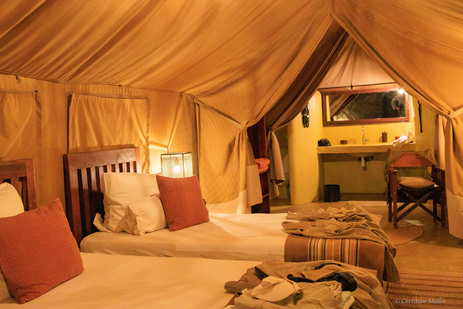 Luxuszelt 2 in Serengeti, Wohnraum
