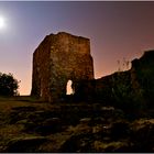 Luz de luna en ruinas