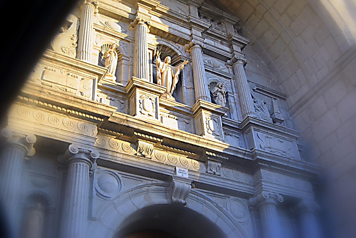 luz en la iglesia