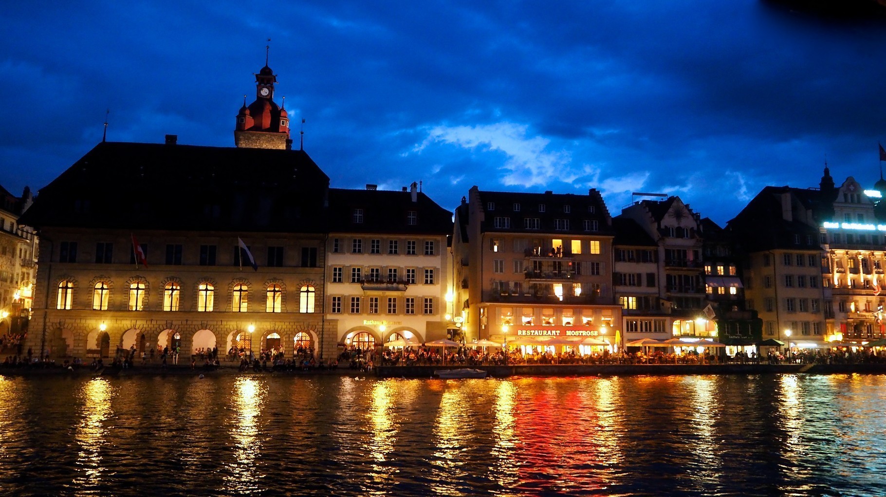 Luzern bei Nacht