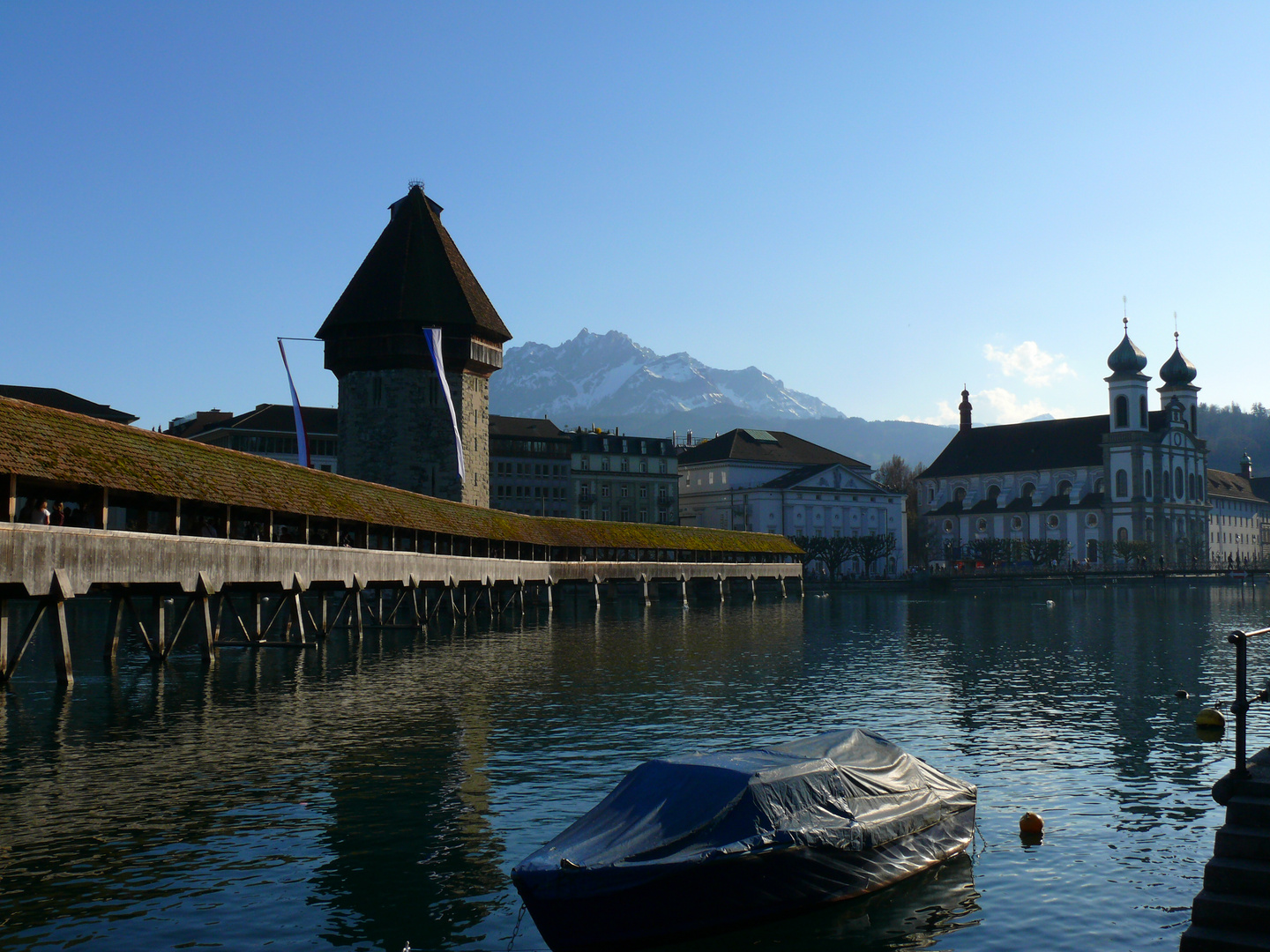 Luzern - eine der schönsten Städte die ich kenne - ein MUSS für jeden der die Schweiz besucht :)