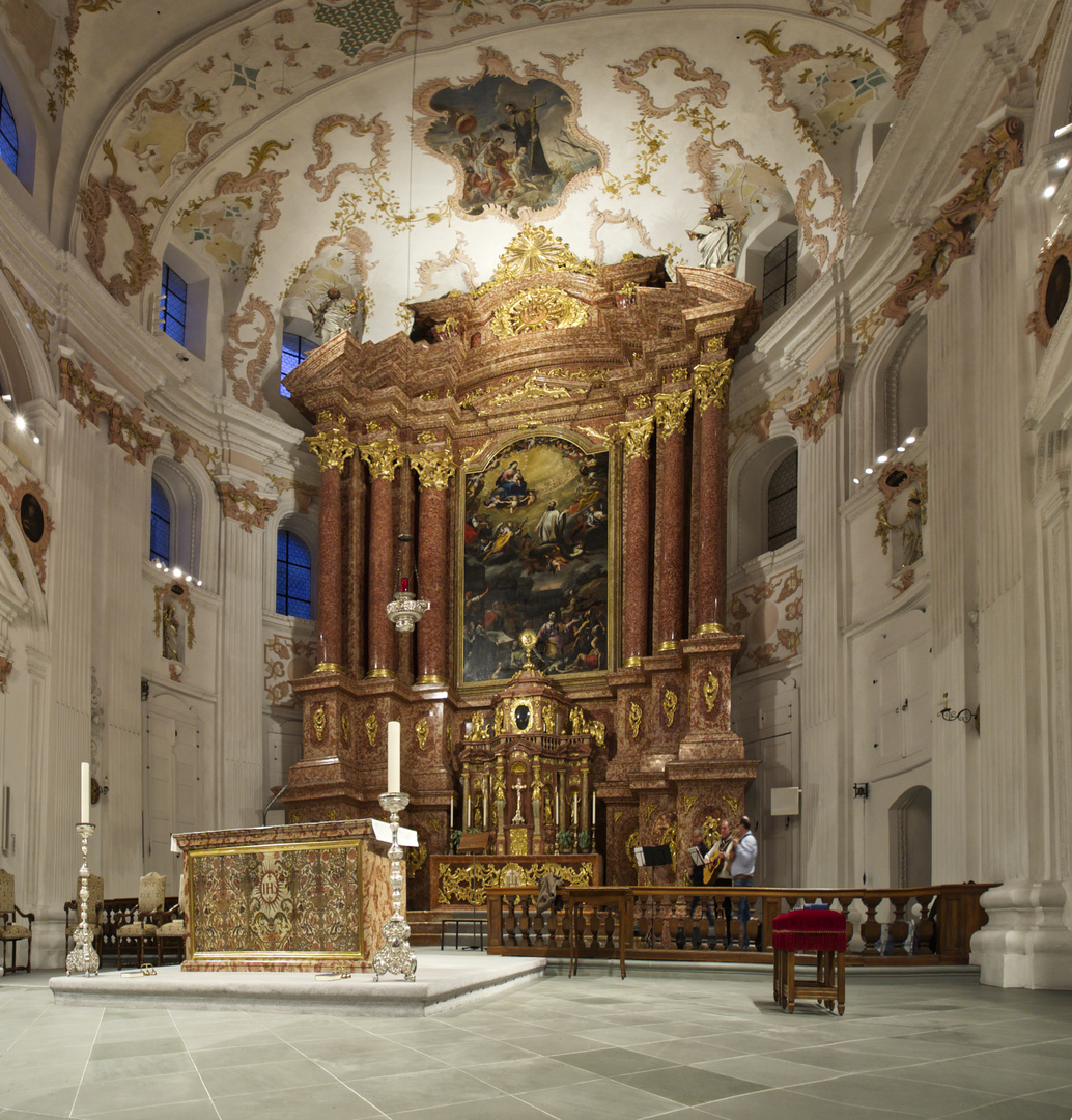 Luzern Jesuitenkirche innen 