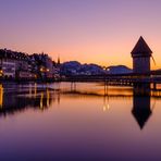 Luzern kurz vor Sonnenaufgang