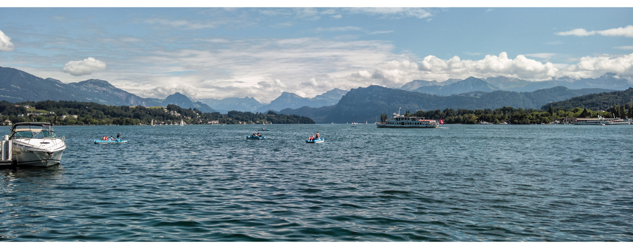 Luzern mit dem Vierwaldstättersee aufgenommen mit dem Smartphone