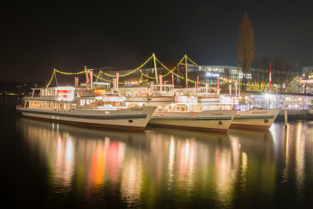 Luzern - Weinmesse auf Schiffen by Bernhard Lang 