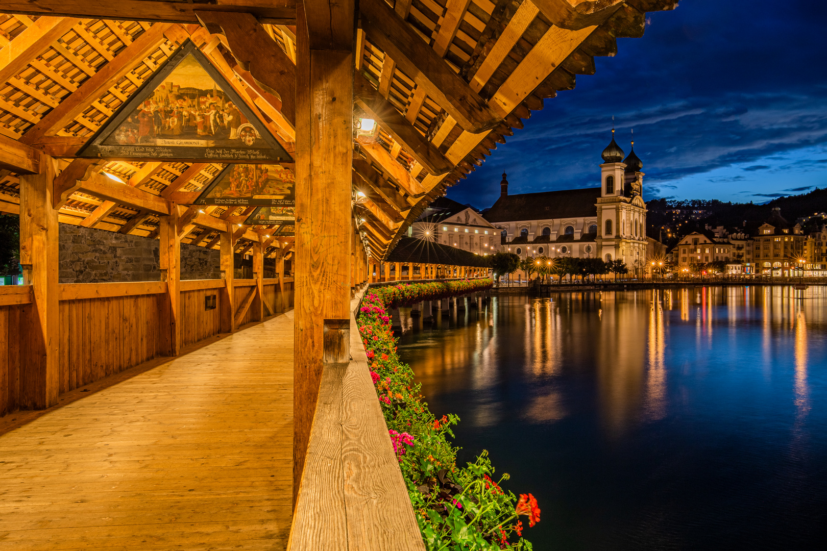 Luzern zur blauen Stunde