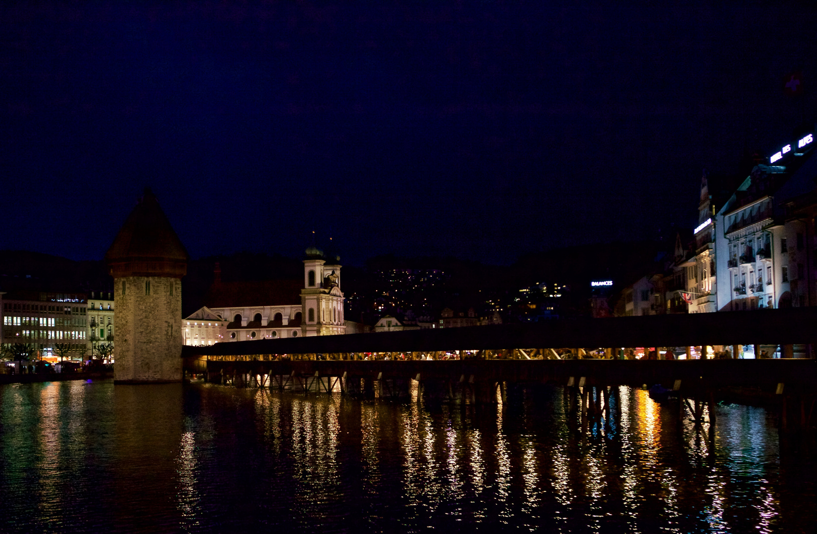 Luzerner Fasnacht.... hört ihr es dröhnen, pauken, musizieren