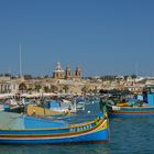 Luzzos im Hafen von Marsaxlokk auf Malta