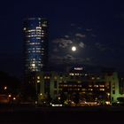 LVR-Turm Köln im Mondschein