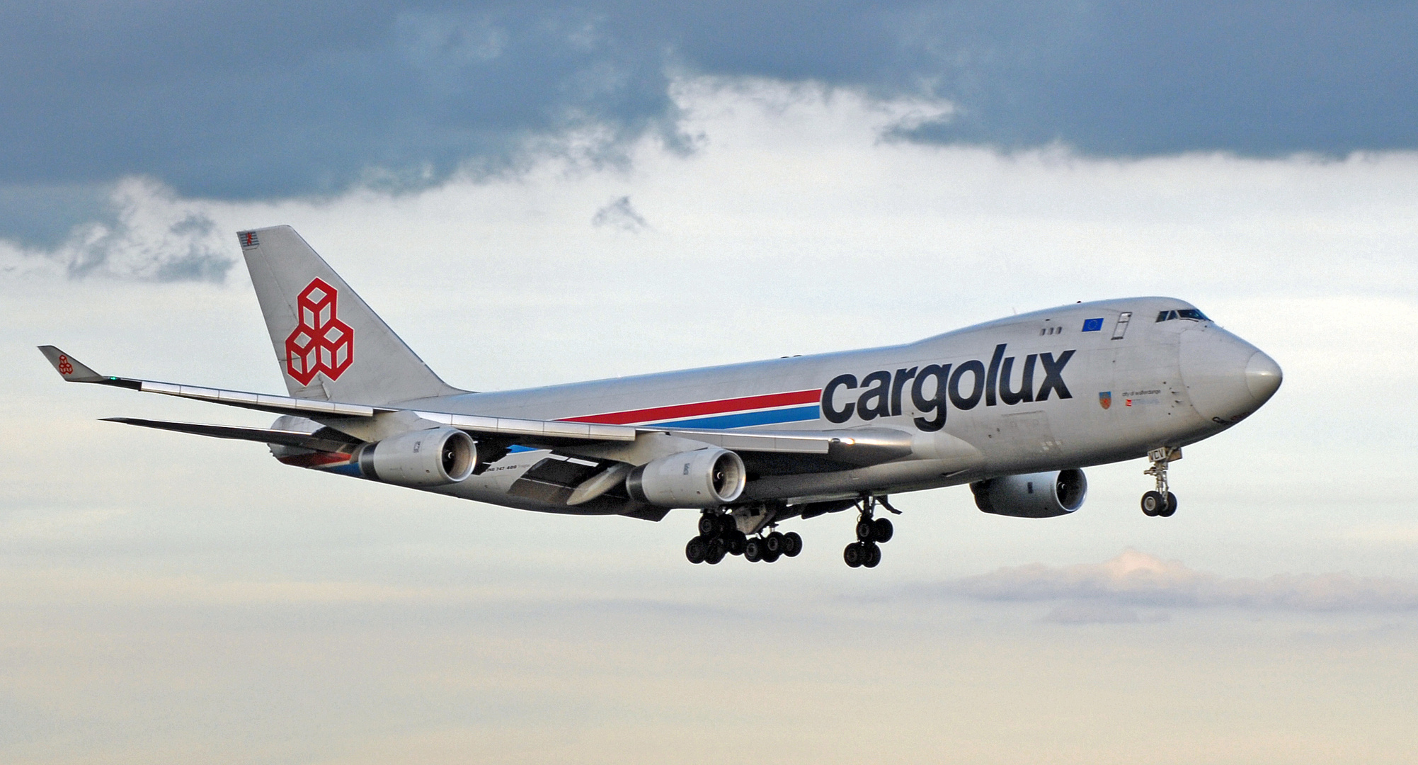 LX-VCV B747-400F Cargolux